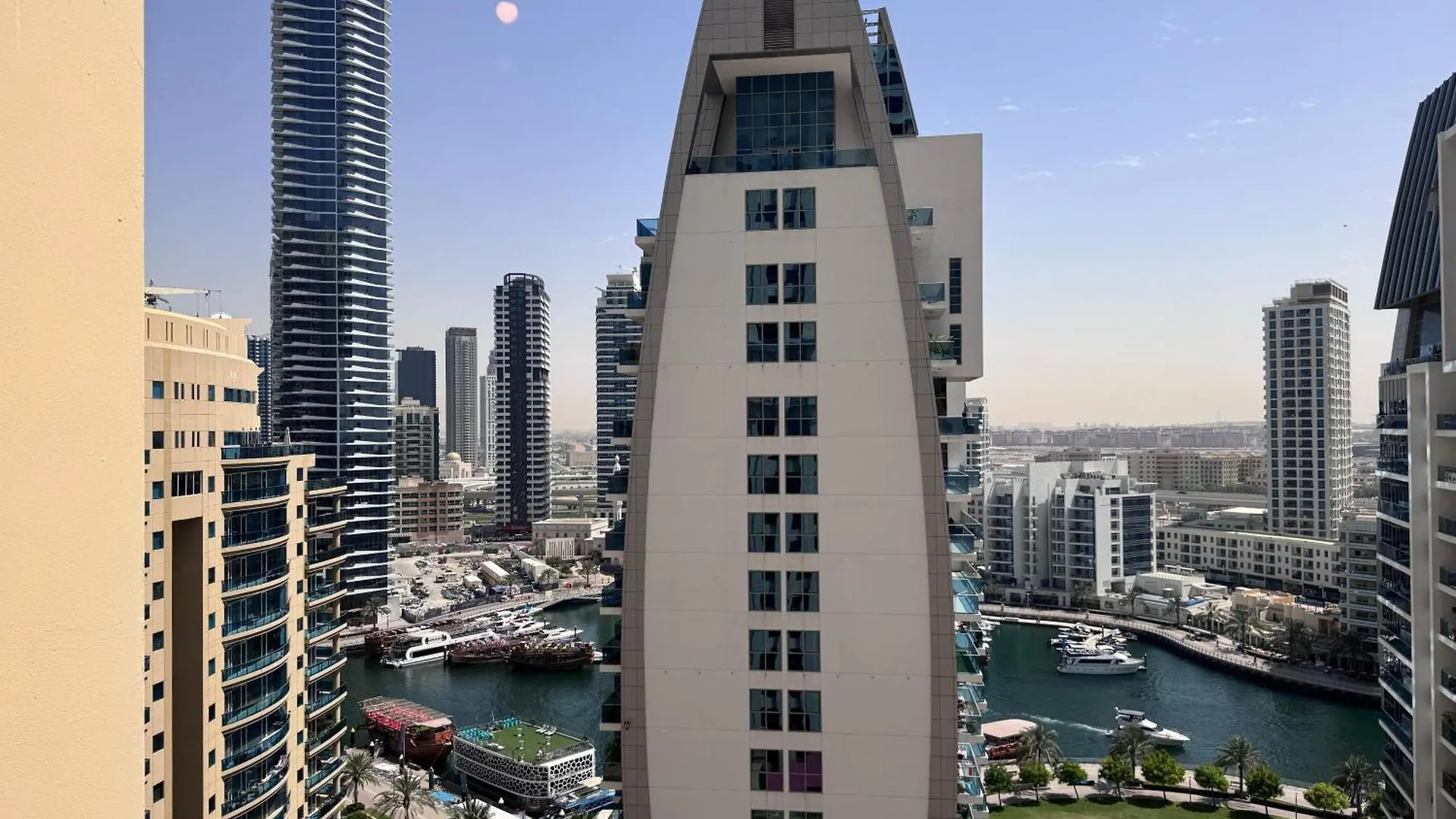 Large Modern 2Br Apt On Jbr Beach With Marina View By Sunkissed Holiday Homes Dubai Apartment