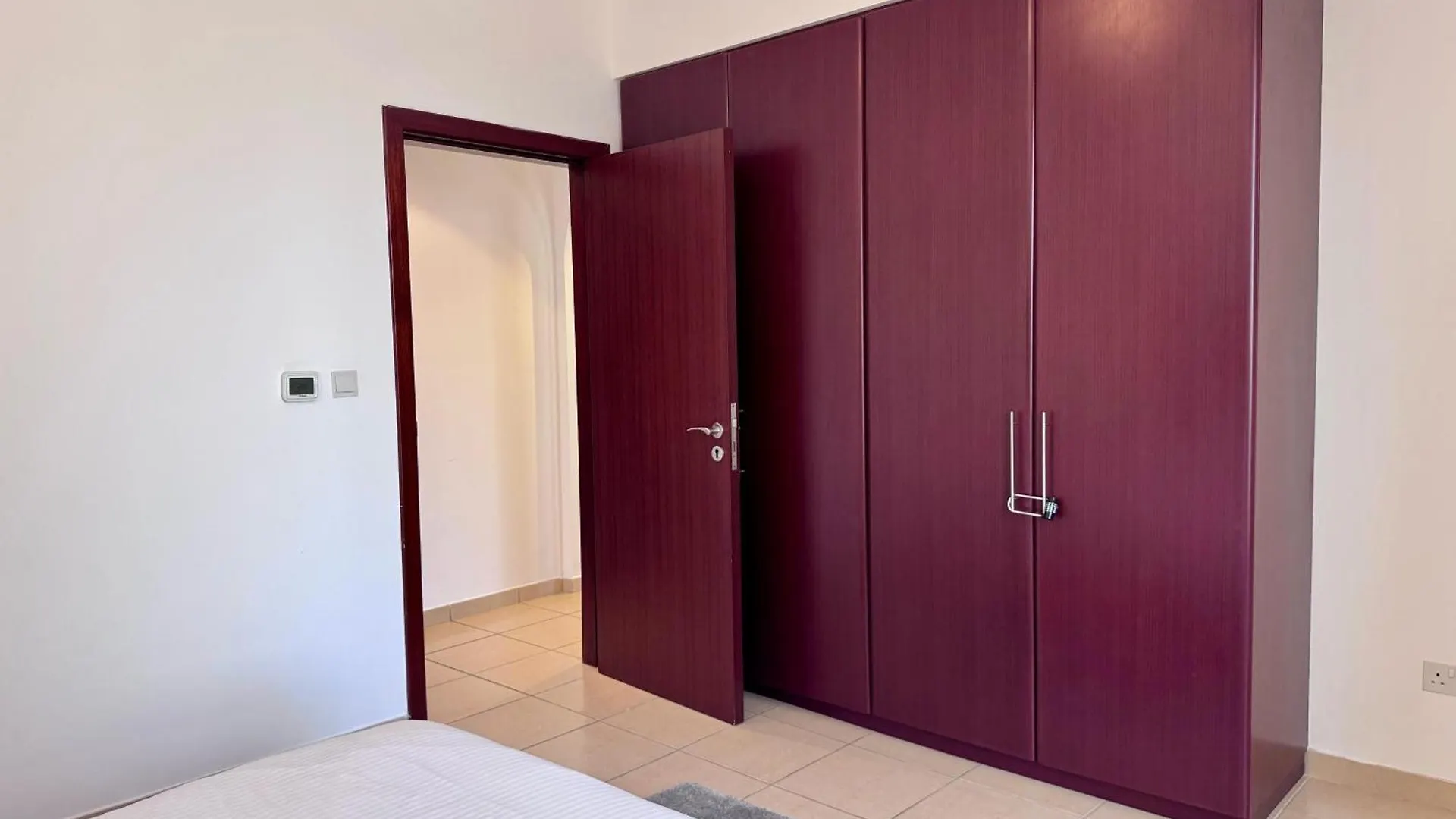 Large Modern 2Br Apt On Jbr Beach With Marina View By Sunkissed Holiday Homes Dubai