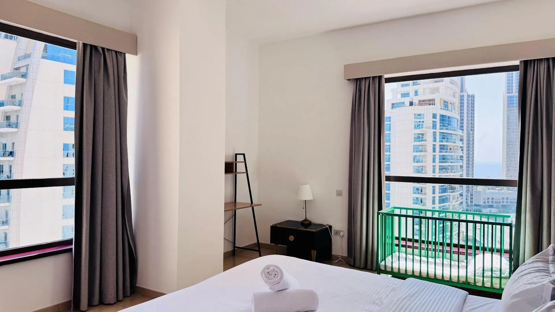 Large Modern 2Br Apt On Jbr Beach With Marina View By Sunkissed Holiday Homes Dubai