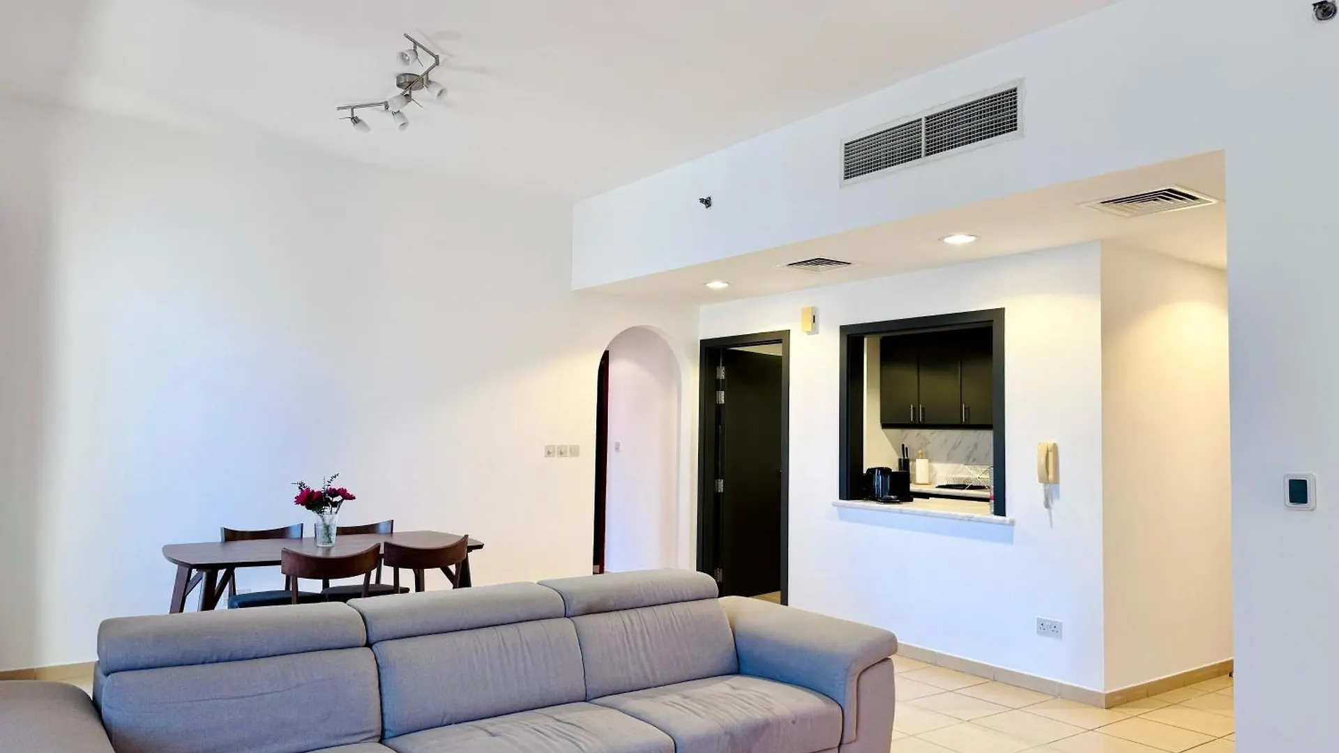 Large Modern 2Br Apt On Jbr Beach With Marina View By Sunkissed Holiday Homes Dubai United Arab Emirates