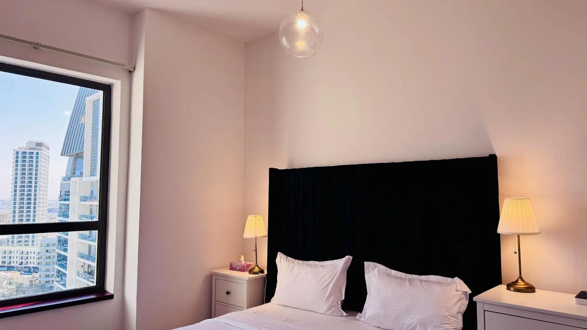 Large Modern 2Br Apt On Jbr Beach With Marina View By Sunkissed Holiday Homes Dubai Apartment